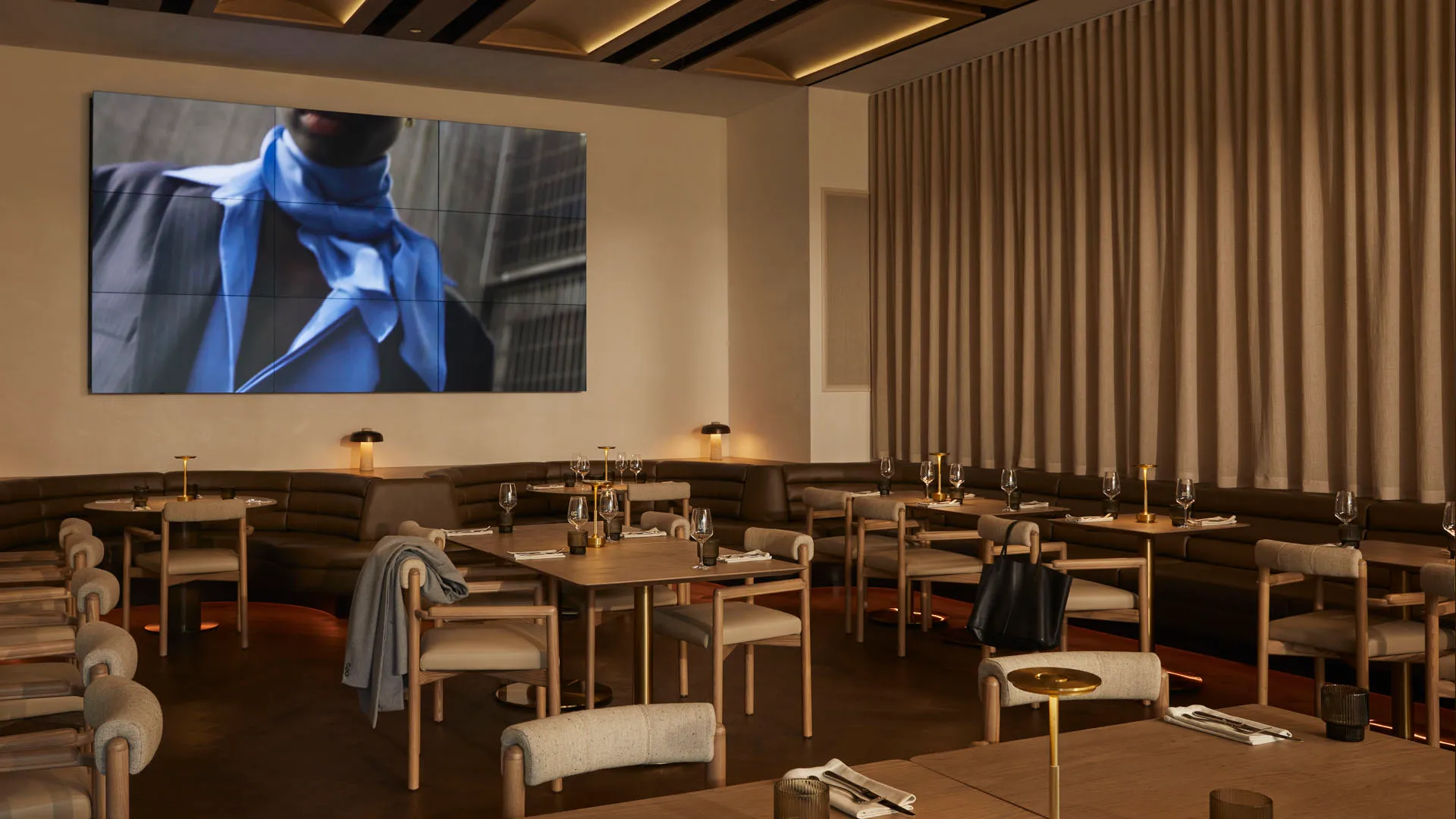 Samsung video wall commercial installation